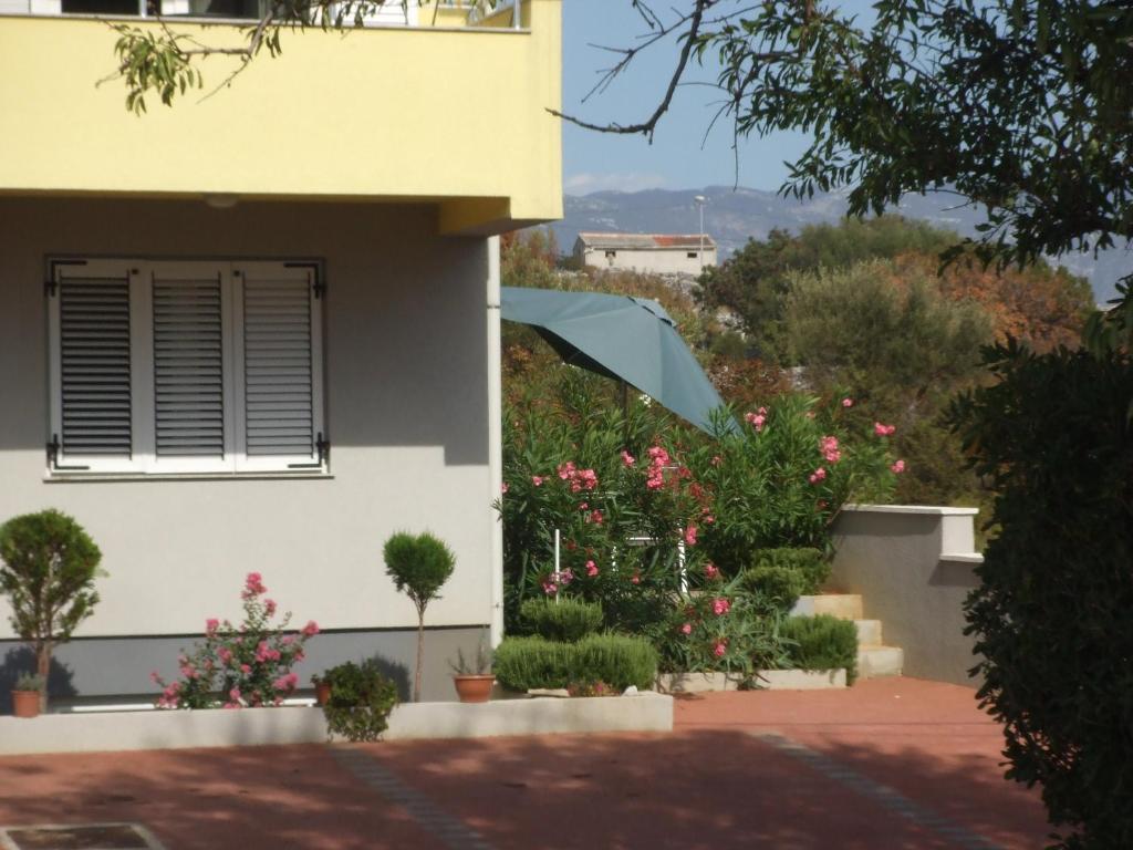 Apartments Diva Novalja Εξωτερικό φωτογραφία