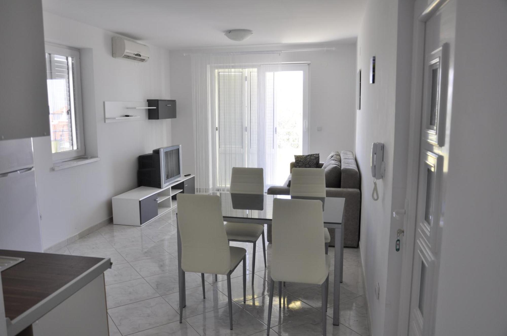Apartments Diva Novalja Εξωτερικό φωτογραφία