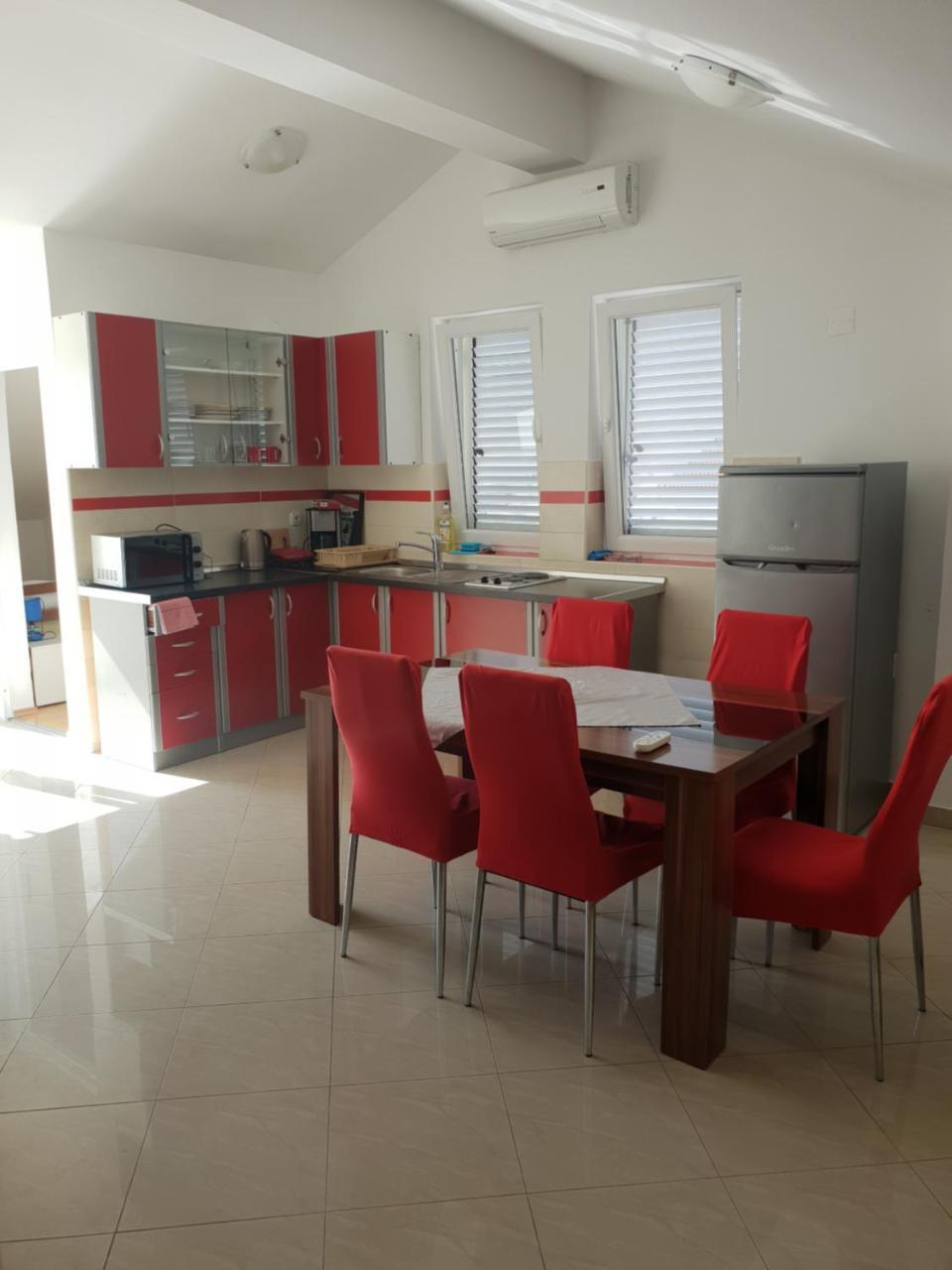 Apartments Diva Novalja Εξωτερικό φωτογραφία