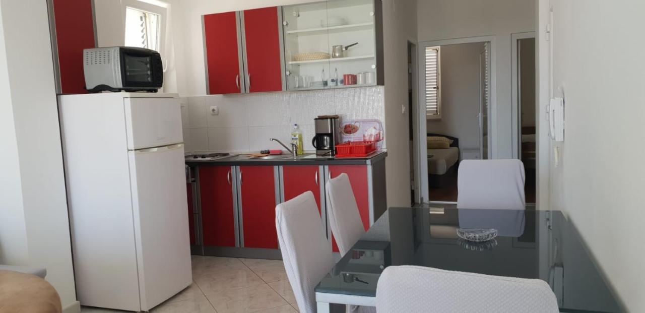 Apartments Diva Novalja Εξωτερικό φωτογραφία